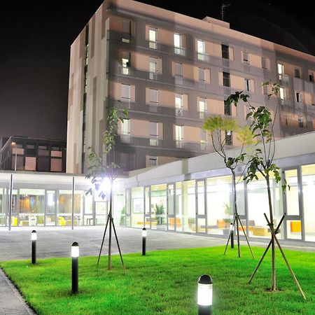 Residencia Universitaria Resa Damia Bonet บาเลนเซีย ภายนอก รูปภาพ